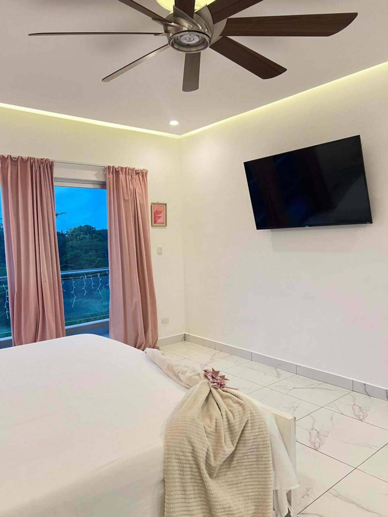 5 Star Villa Minutes From Airport And Beaches Sosúa Exteriör bild